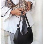 کیف زنانه قایقی مدل ماهور مشکی